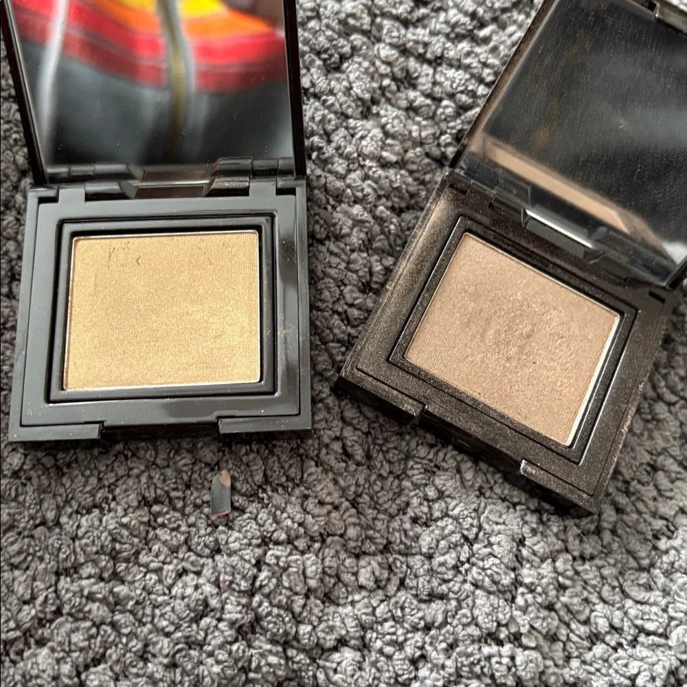 Laura Mercier Black and Brown Compact Set - Picture 2 of 3